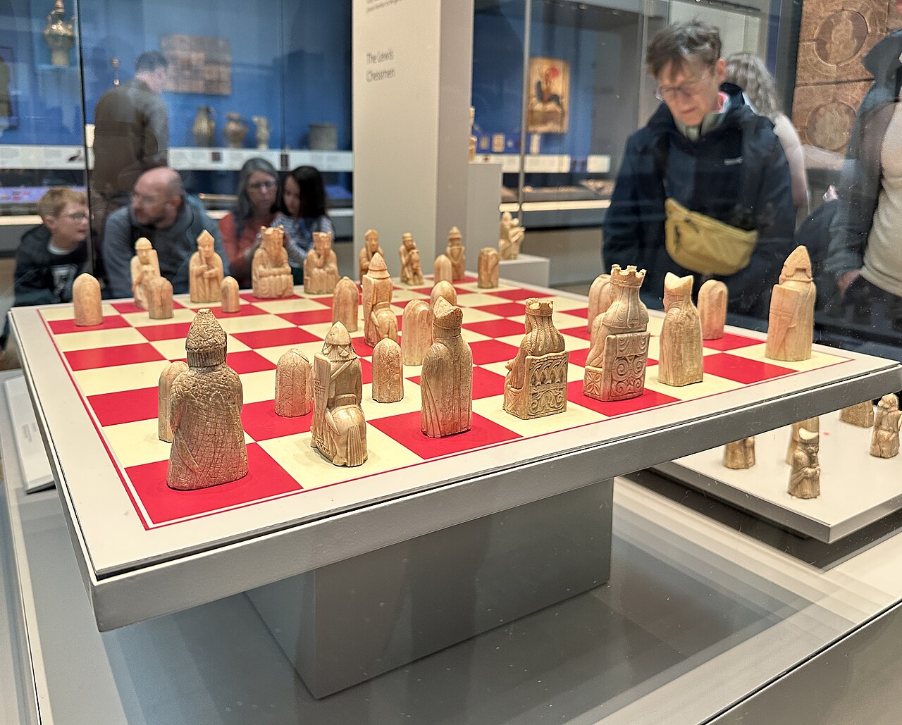 刘易斯棋子