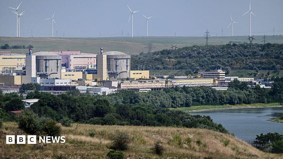 Romania shuts only nuclear plant as heat causes huge drop in Danube River level