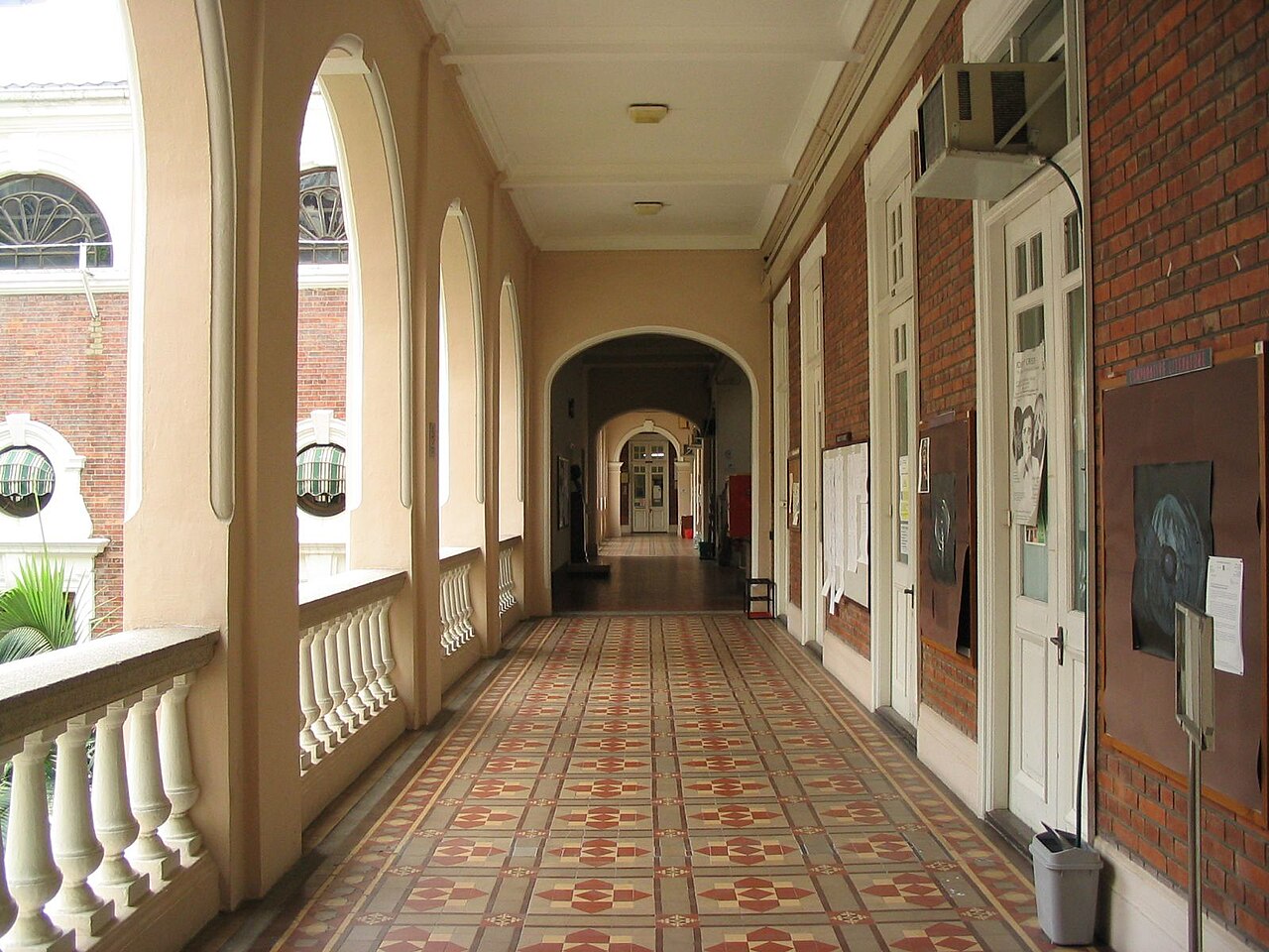 香港大学